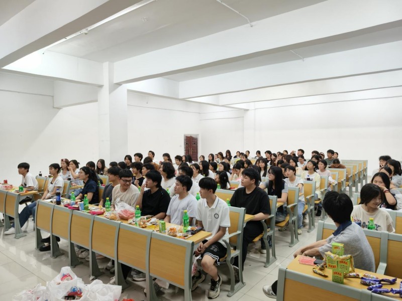 BHTs_1779930149257028950.jpg 茶话会1.jpg