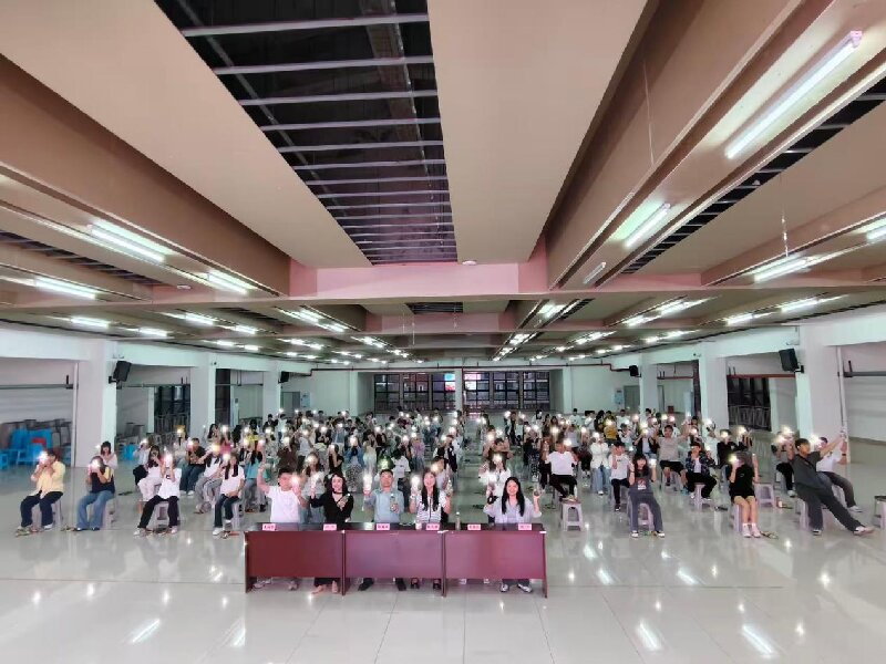 uGMg_1789629210304091364.jpg 教师节 1.jpg